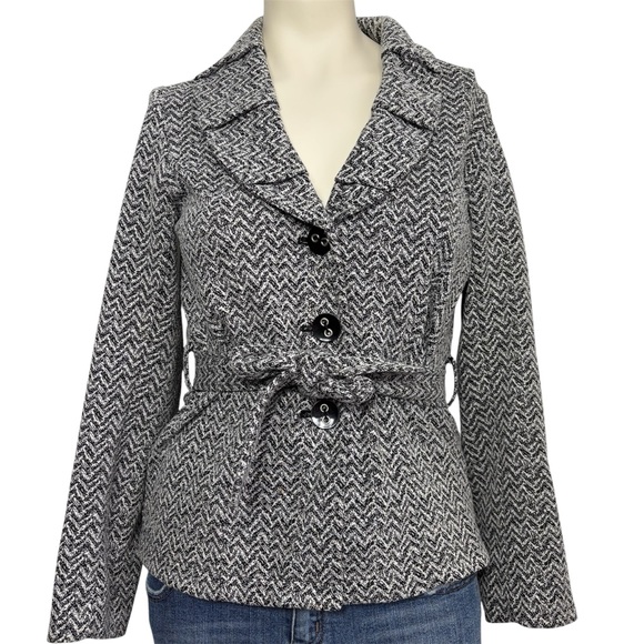 Susan Bristol Jackets & Blazers - Susan Bristol button up collard belt jacket